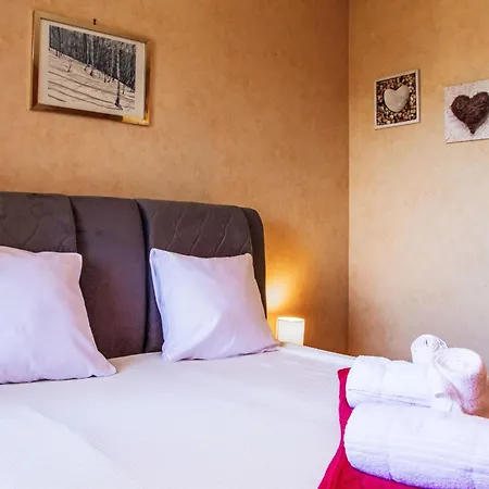 Chaedoz 43 By Interhome Διαμέρισμα