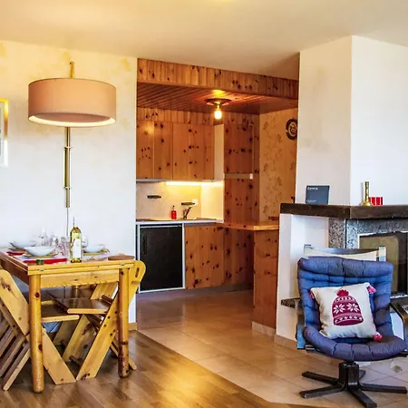 Chaedoz 43 By Interhome *